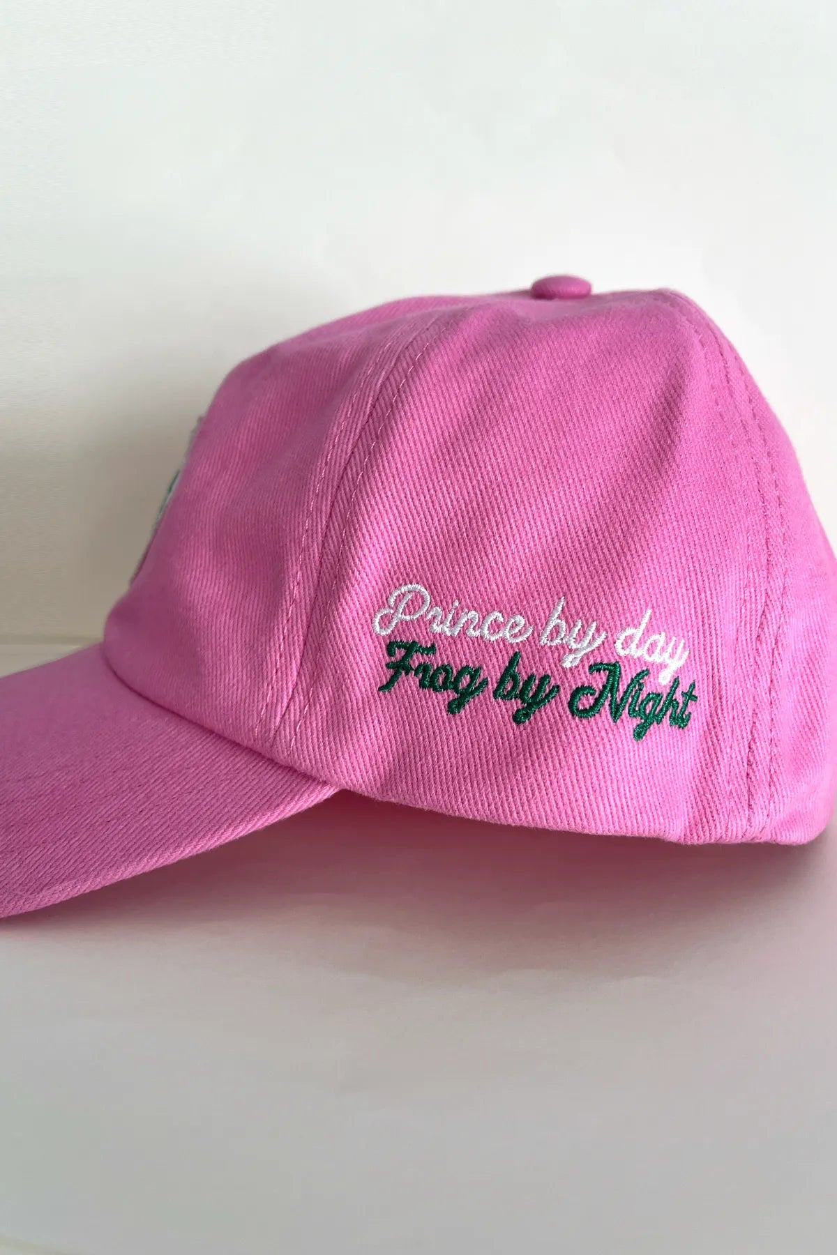 Und Bıyıkof collab “Frog Prince” Pink Cap