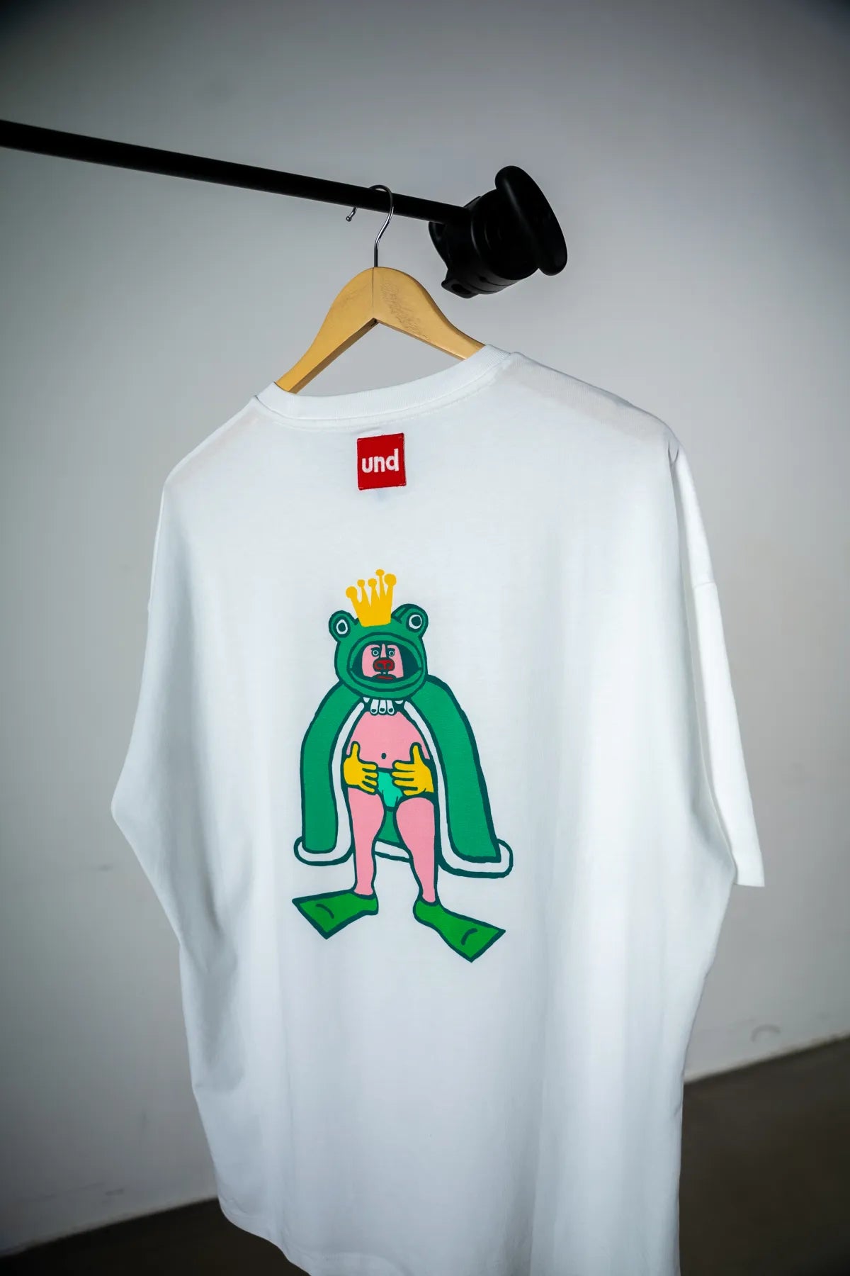 Und Bıyıkof collab “Frog Prince” T-shirt