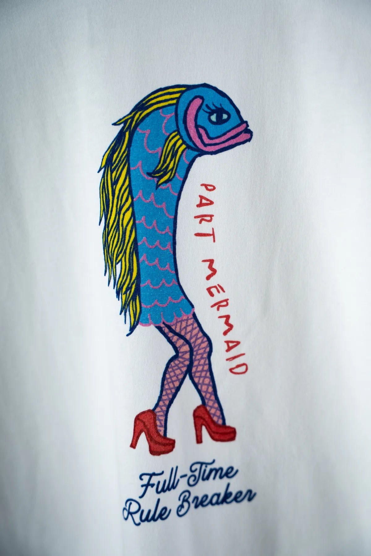 Und Bıyıkof collab “Mermaid” T-shirt
